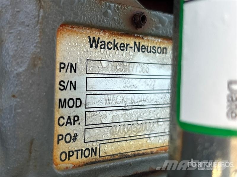 Wacker-neuson 50z3 10 in Quick Coupler موصلات سريعة