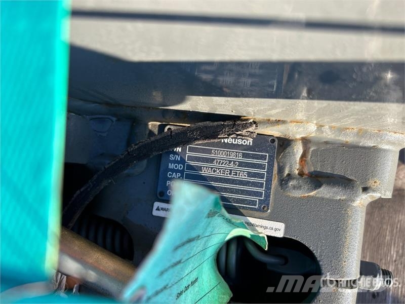 Wacker-neuson 50z3 10 in Quick Coupler موصلات سريعة