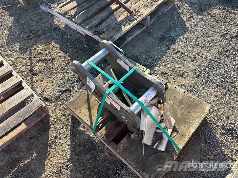 Wacker-neuson 50z3 10 in Quick Coupler موصلات سريعة