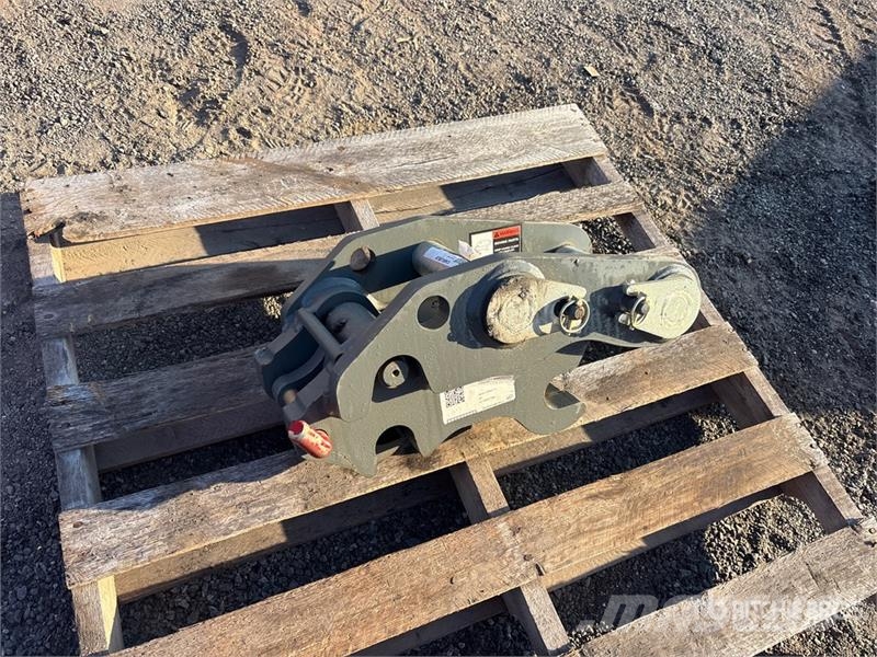 Wacker-neuson 50z3 12 in Quick Coupler موصلات سريعة