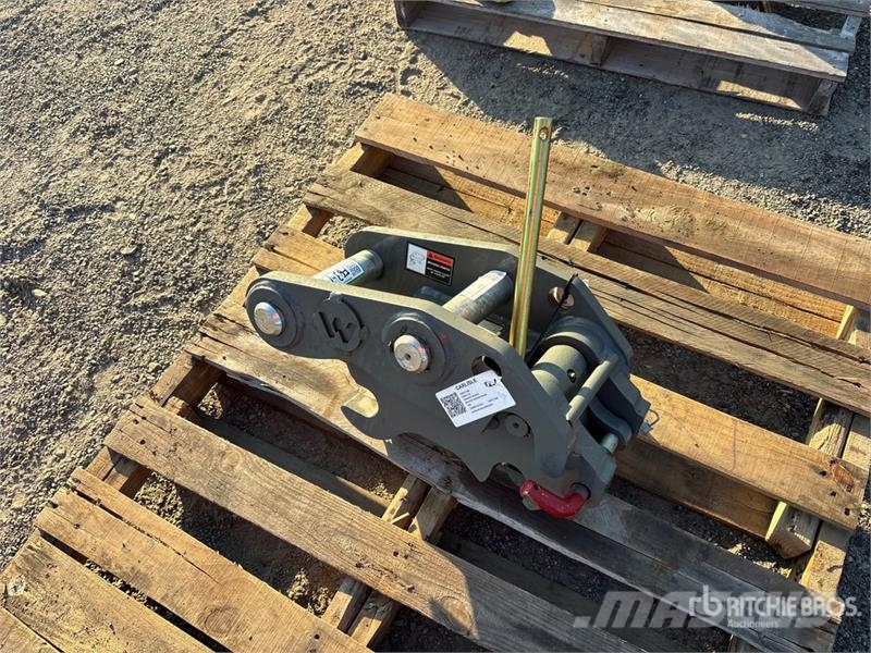 Wacker-neuson 50z3 12 in Quick Coupler موصلات سريعة