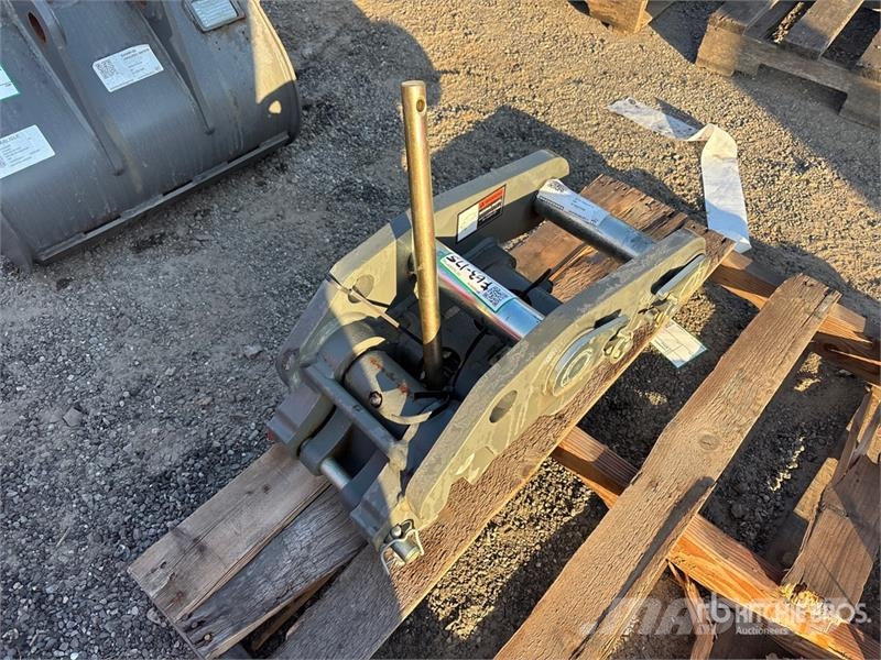 Wacker-neuson 50z3 12 in Quick Coupler موصلات سريعة