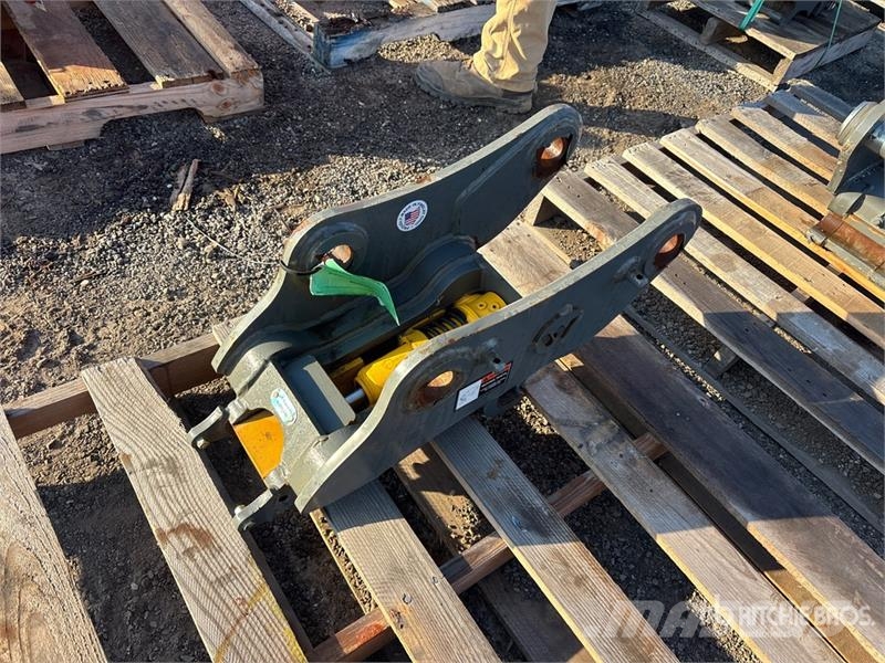  Wacker-neuson 57421-1-5 12 in Quick Coupler موصلات سريعة