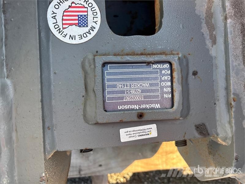 Wacker-neuson Et140 18 in Quick Coupler موصلات سريعة