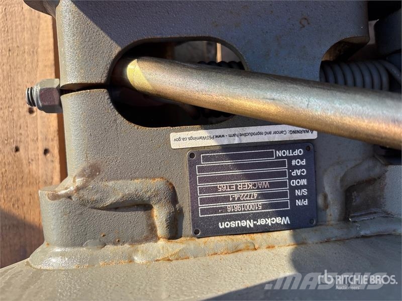 Wacker-neuson Et65 12 in Quick Coupler موصلات سريعة