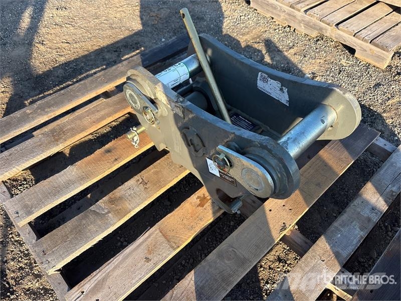 Wacker-neuson Et65 12 in Quick Coupler موصلات سريعة