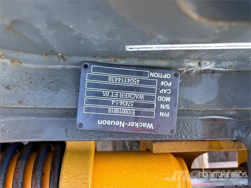 Wacker-neuson Et65 12 in Quick Coupler موصلات سريعة