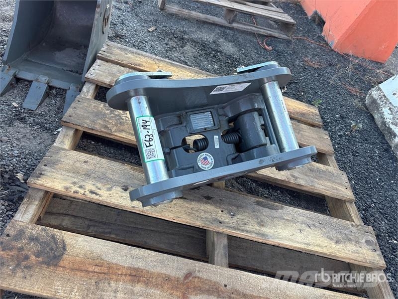 Wacker-neuson Et65 12 in Quick Coupler موصلات سريعة