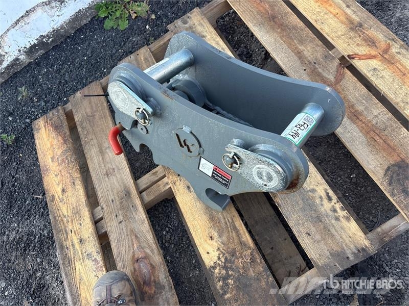 Wacker-neuson Et65 12 in Quick Coupler موصلات سريعة