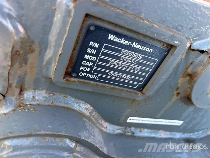 Wacker-neuson Et65 12 in Quick Coupler موصلات سريعة