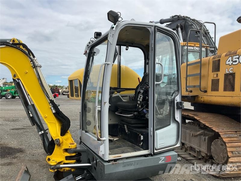 Wacker Neuson EZ38 Mini Excavator ミニ油圧ショベル 7t以下（ミニユンボ・ミニディガー）