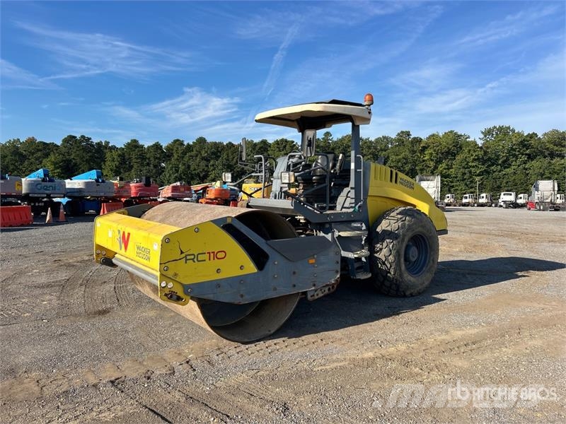 Wacker Neuson RC-110 Smooth Drum Compactor مداحل أحادية الأسطوانة
