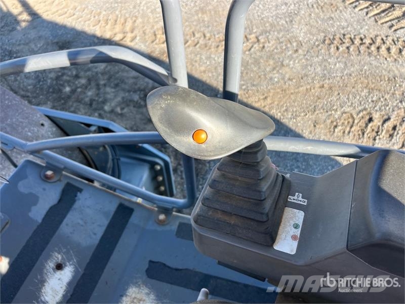 Wacker RC-110 Smooth Drum Compactor Single drum rollers