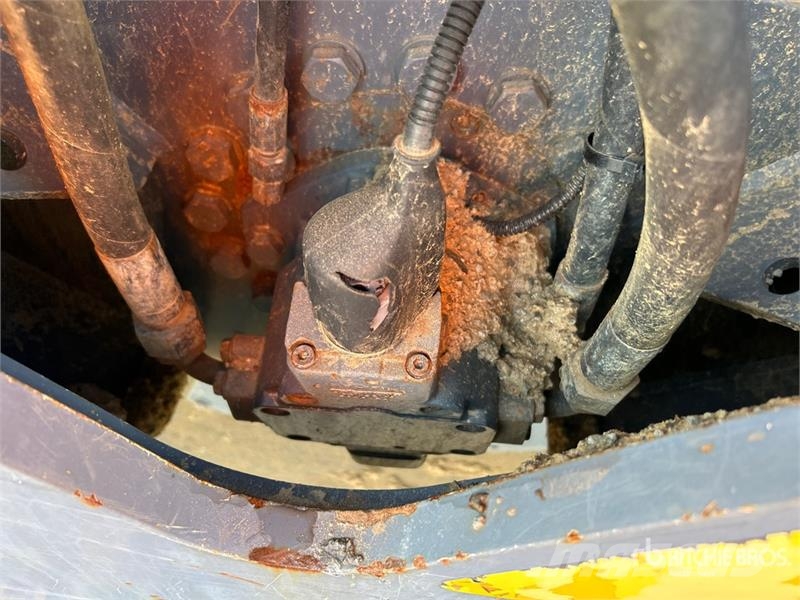 Wacker RC-110 Smooth Drum Compactor Single drum rollers
