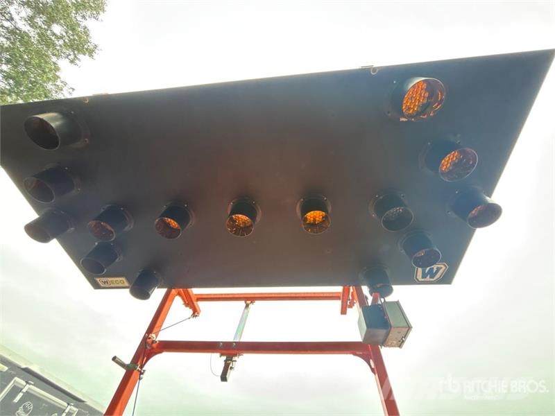 Wanco Solar Arrow Board Citi