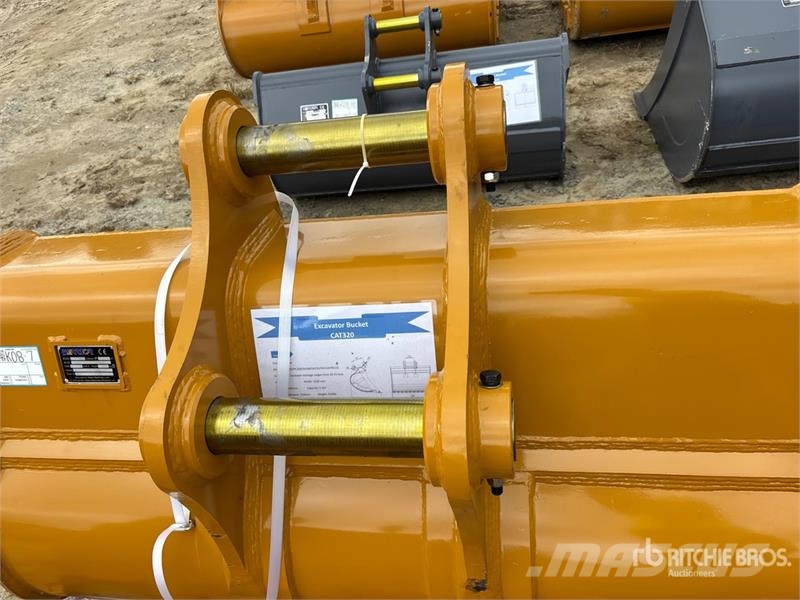 Warrior WBMCC20-1500 59 in Cleanup Excavator Bucket - Fits Kašike / Korpe