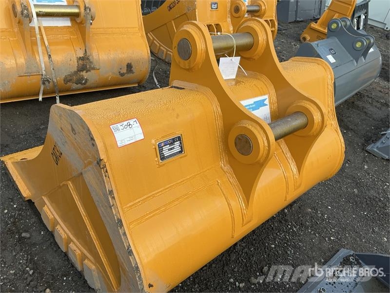Warrior WBMCC20-1500 59 in Cleanup Excavator Bucket - Fits Buckets