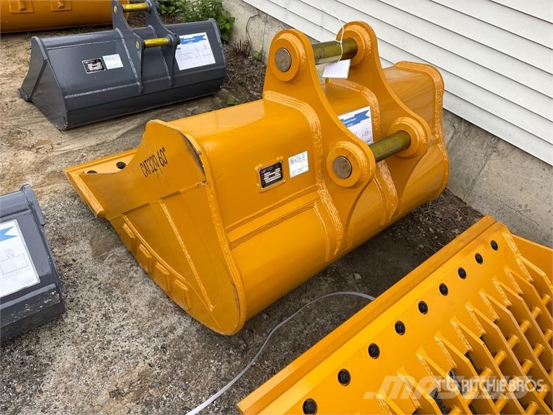 Warrior WBMCC20-1500 59 in Cleanup Excavator Bucket - Fits Baldes