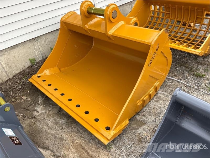 Warrior WBMCC20-1500 59 in Cleanup Excavator Bucket - Fits Baldes