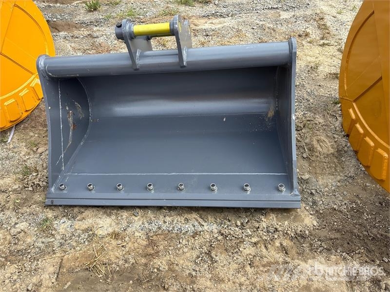 Warrior WBMCC5-1220 48 in Cleanup Excavator Bucket - Fits Kašike / Korpe