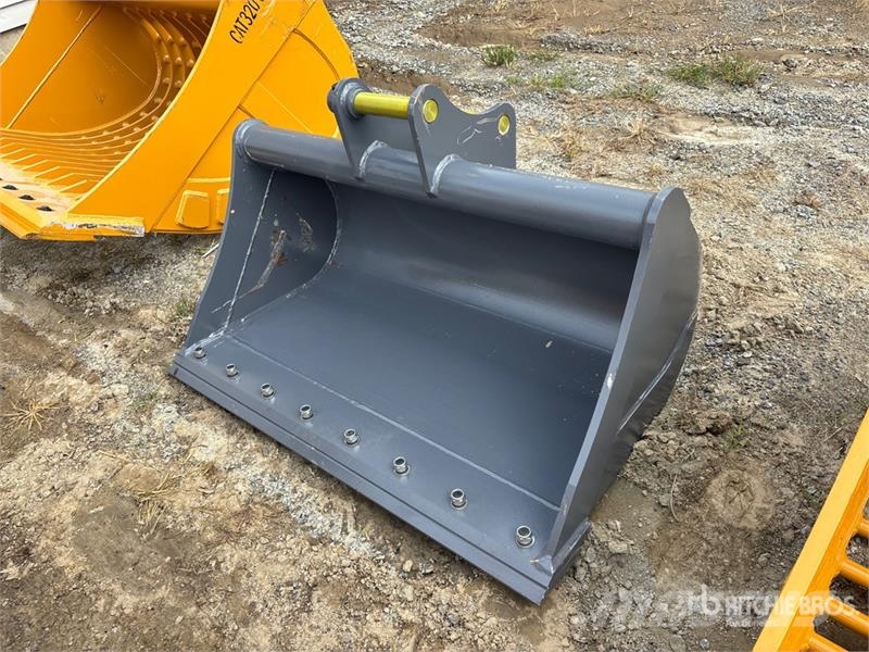 Warrior WBMCC5-1220 48 in Cleanup Excavator Bucket - Fits Kašike / Korpe
