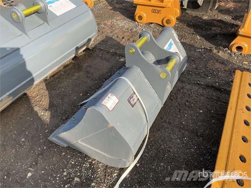 Warrior WBMCC5-1220 48 in Cleanup Excavator Bucket - Fits Žlice