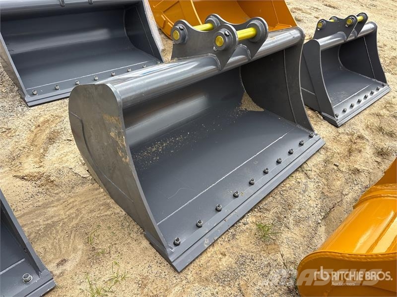 Warrior WBMCC7-1500 59 in Cleanup Excavator Bucket - Fits Kašike / Korpe