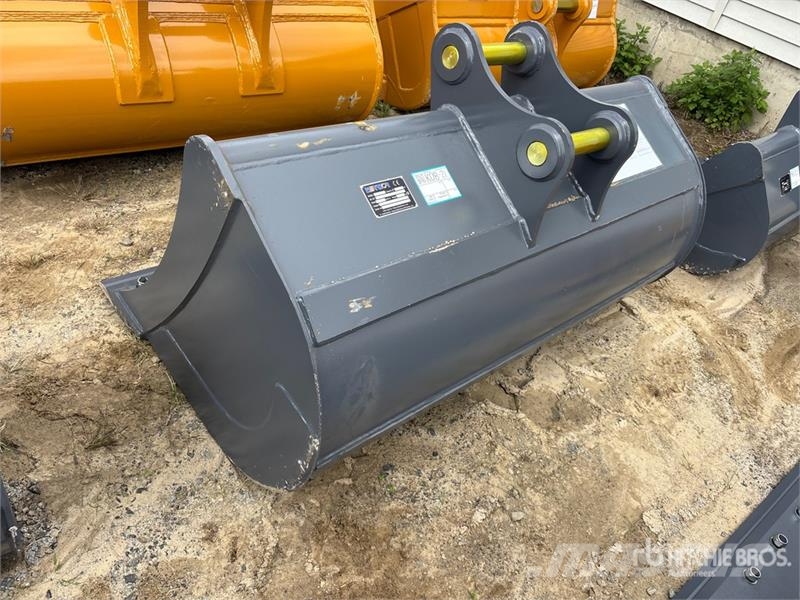 Warrior WBMCC7-1500 59 in Cleanup Excavator Bucket - Fits Kašike / Korpe