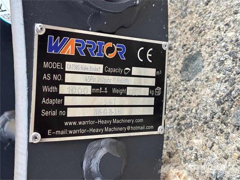 Warrior WBRC05-1000 39 in Excavator Rake - Fits Cat 305 / Okretači i sakupljači sena