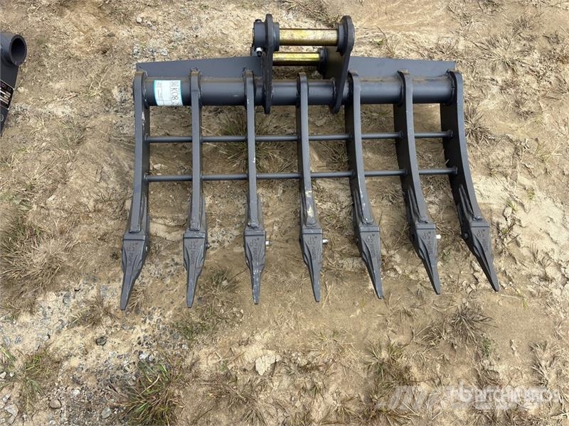 Warrior WBRC05-1000 39 in Excavator Rake - Fits Cat 305 / Okretači i sakupljači sena