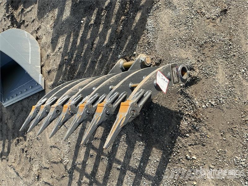 Warrior WBRC05-1000 39 in Excavator Rake - Fits Cat 305 / Obračalniki in zgrabljalniki