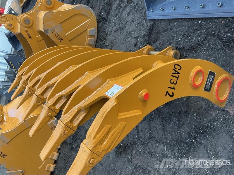Warrior WBRC12-1620-1 64 in Excavator Rake - Fits Cat 312 Obračalniki in zgrabljalniki