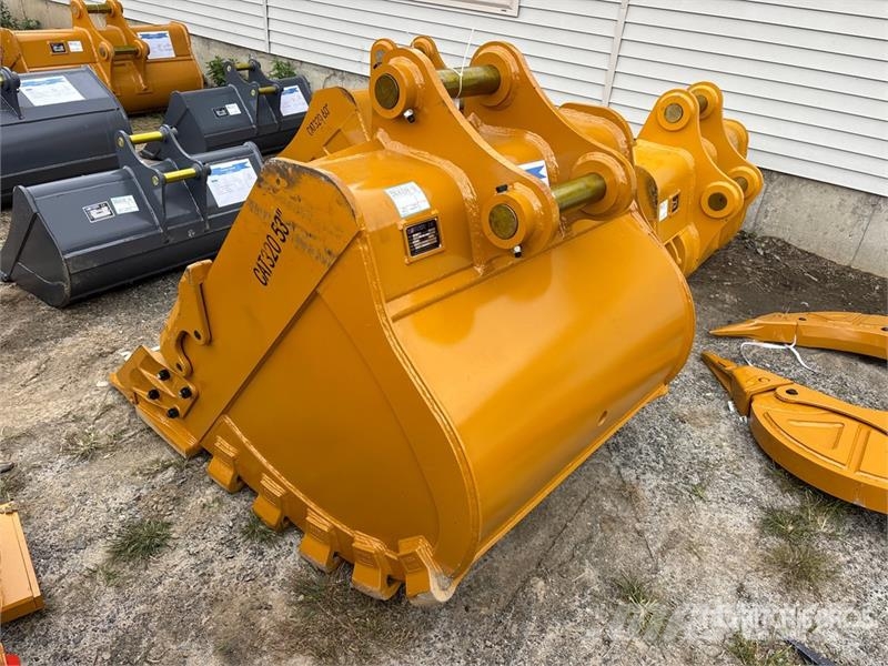 Warrior WBRC20-1400 53 in Digging Excavator Bucket - Fits Kašike / Korpe