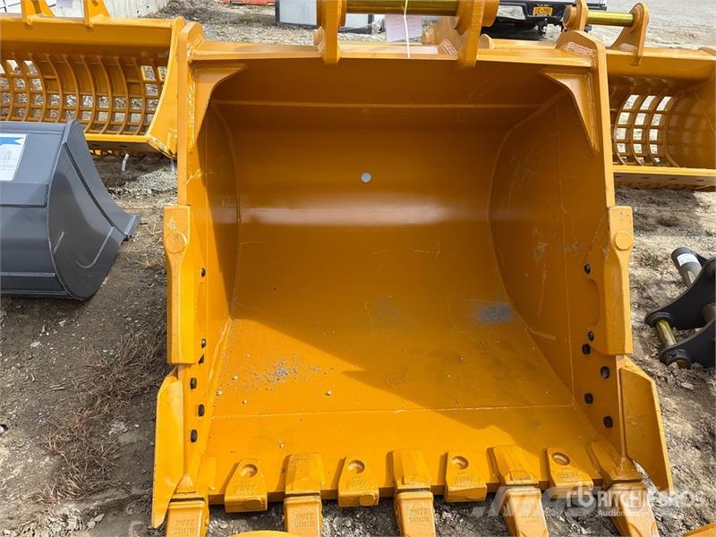 Warrior WBRC20-1400 53 in Digging Excavator Bucket - Fits Baldes