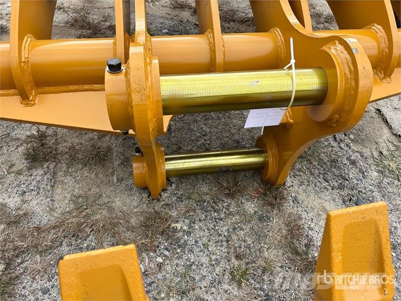Warrior WBRC20-1620 Excavator Rake - Fits Cat 320 / 20 - 2 Okretači i sakupljači sena