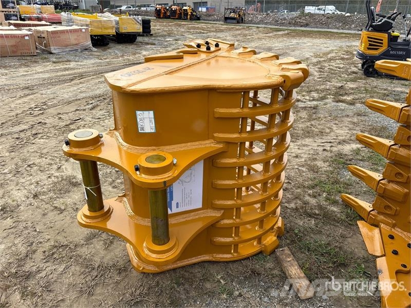 Warrior WBSC20-1100 44 in Skeleton Excavator Bucket - Fits Kašike / Korpe