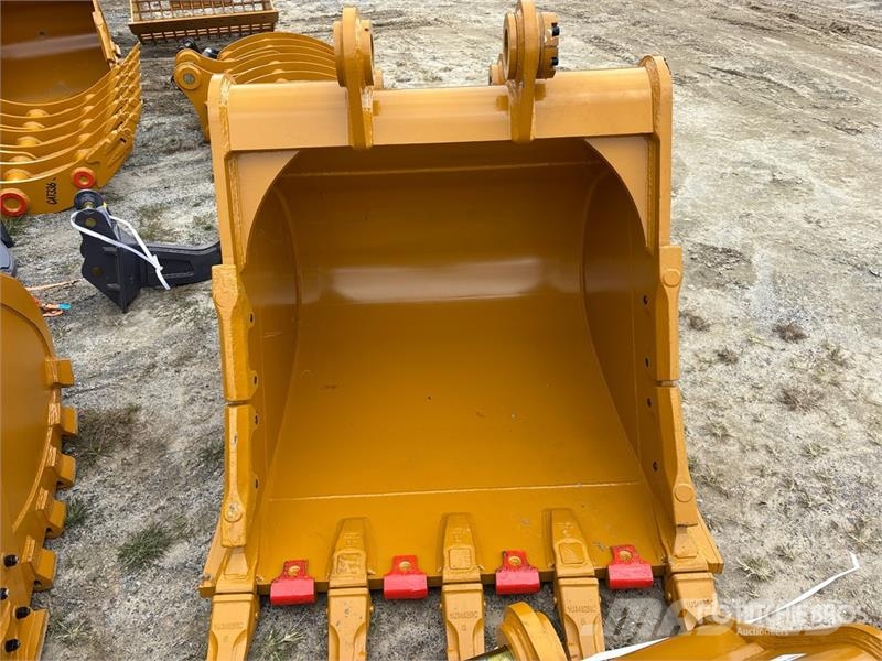 Warrior WBSRC30-1500 59 in Digging Excavator Bucket - Fits Kašike / Korpe