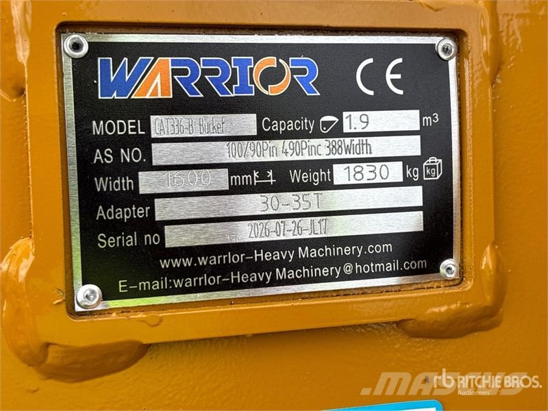 Warrior WBSRC30-1500 59 in Digging Excavator Bucket - Fits Kašike / Korpe