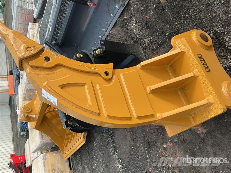 Warrior WRC20-025 Excavator Ripper - Fits Cat 320 / 20 - 2 Rahljalniki