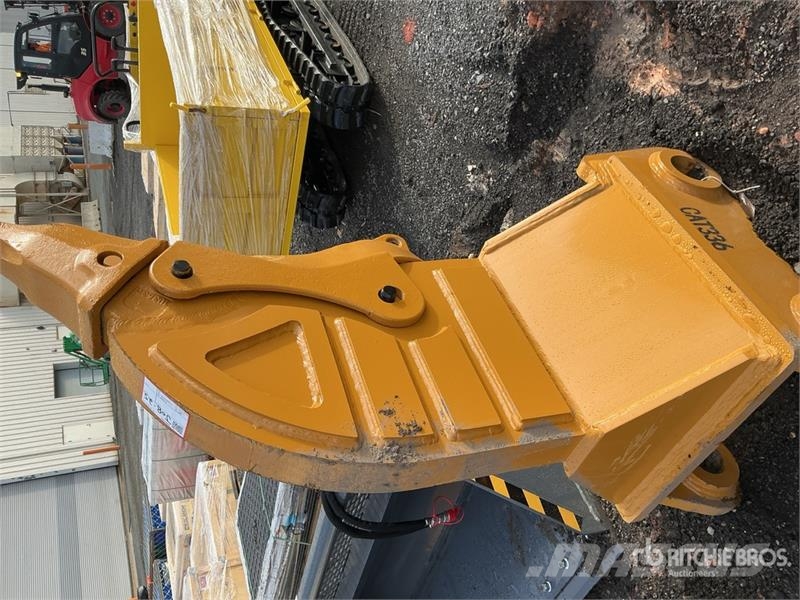 Warrior WRC30-035 Excavator Ripper - Fits Cat 336 / 30 - 3 Rahljalniki