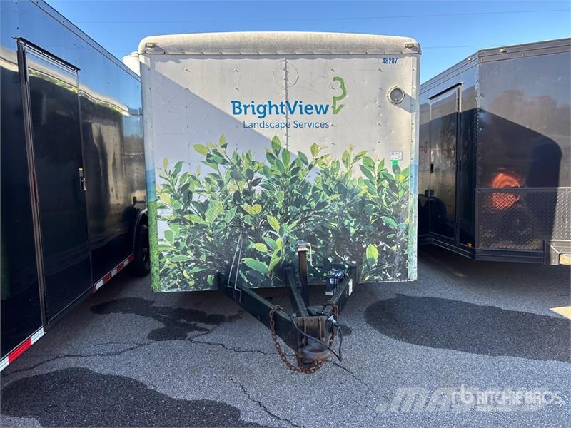 Wells Cargo EW2424-B 24 ft T/A Enclosed Trailer Umpikoriperävaunut