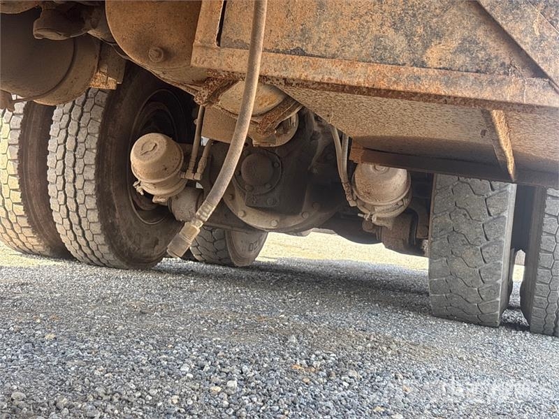 Western Star 130B Knuckle Boom on Western Star 4900SA 8x6 Grapp Grabilice