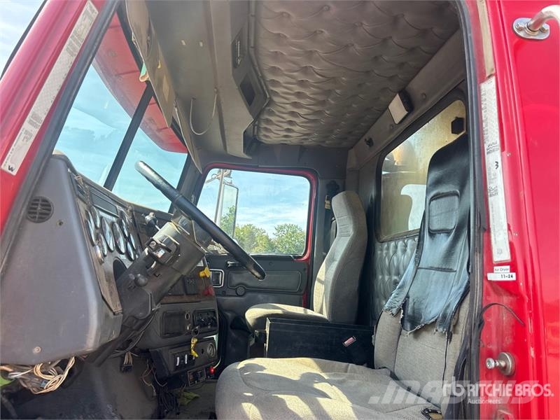 Western Star 130B Knuckle Boom on Western Star 4900SA 8x6 Grapp Grabilice