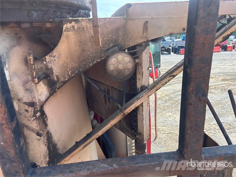 Western Star 130B Knuckle Boom on Western Star 4900SA 8x6 Grapp Grabilice