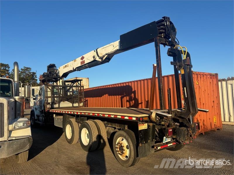 Western Star 24562 5000 lb Knuckle Boom on Western Star 4700 8x Smagās mašīnas ar celtni