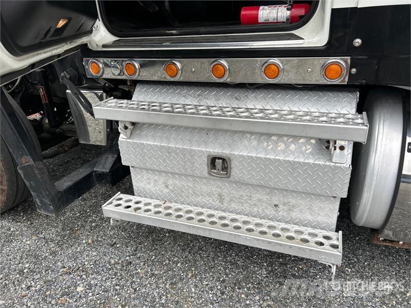 Western Star 4900 Autotransporter