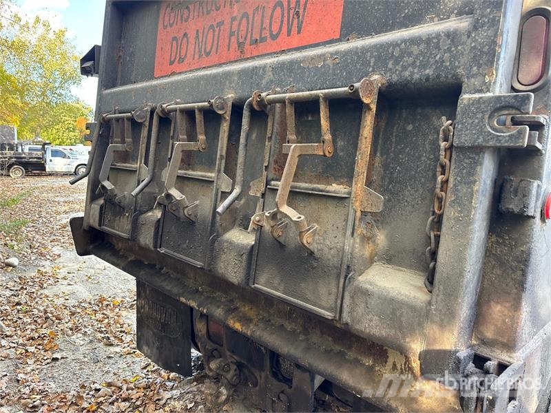 Western Star 4900 8x4 Tri/A Dump Truck Kipper