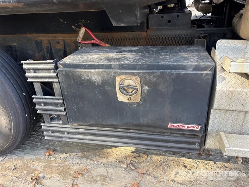 Western Star 4900 8x4 Tri/A Dump Truck Kipper