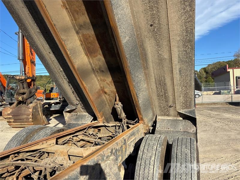 Western Star 4900 8x4 Tri/A Dump Truck Kipper
