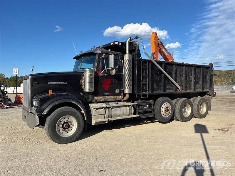 Western Star 4900 8x4 Tri/A Dump Truck Kipper